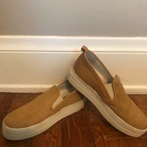 Gregory’s Tan Slip On Sneakers